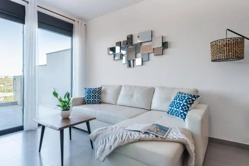 Modern Sea View Apartment