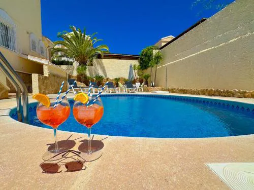 Villa con piscina privada