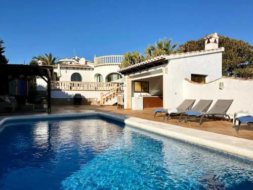 3 bedroom Villa with private pool in Javea