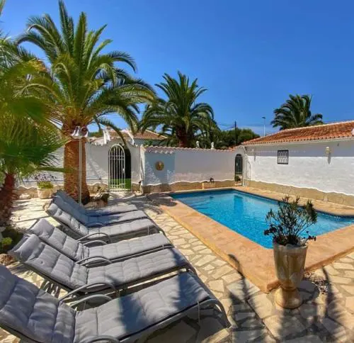 Family villa - 9 guests close to Granadella beach
