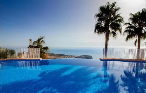 Cozy Apartment In Cumbre Del Sol
