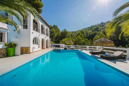 Villa Angeles Blanco by Villa Plus