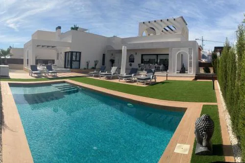 Casa Elizabeth - 3 Bed - Sleeps 6 - Private Pool