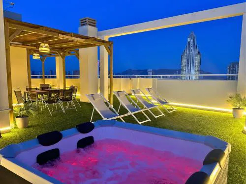 SkyVilla Benidorm: Sea, Sky & Relax