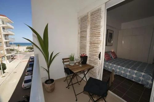 A 30 pasos de la Playa de Gandia Aire acondicionado Wi-Fi Colonia DUCAL