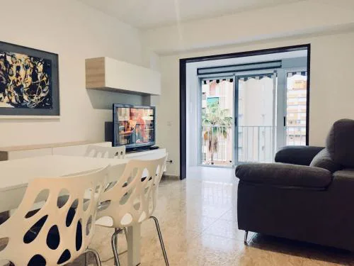 Apartamento en playa Gandia con piscina y parking