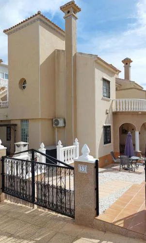 Casa Tanit