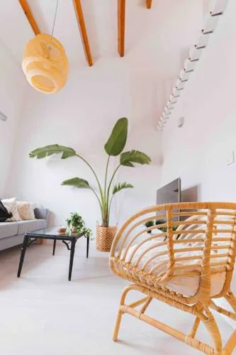 UNIQUE LOFT