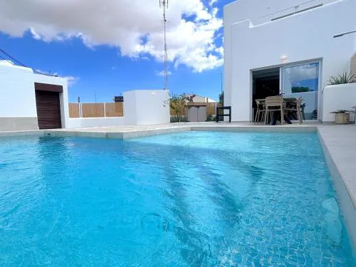 Elegante villa en san fulgencio