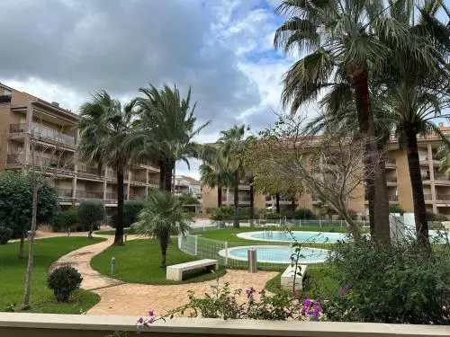 NizaJavea
