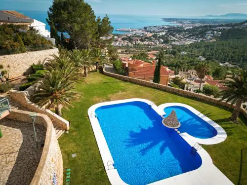 Alcossebre Panorama Suite, Piscina y Terraza con Vistas