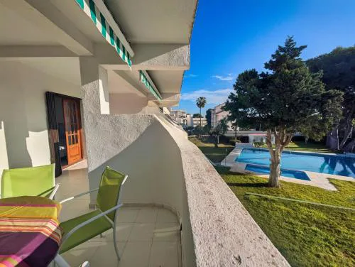 Apartamento de 3 dormitorios y piscina LAS FUENTES Albert Villas