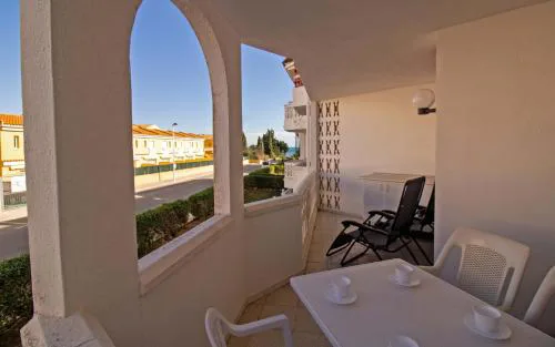 Primera linea Playa Romana - Habitat B ALBERT VILLAS