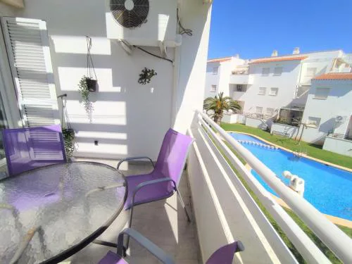 Urbanización familiar LAS BRISAS TERRAZA Y PISCINA Albert Villas
