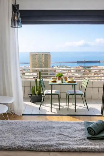 22nd Floor Skyline Studio Panoramic Sea&City Views
