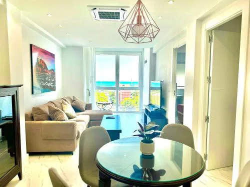 Apartamento de lujo frente al mar