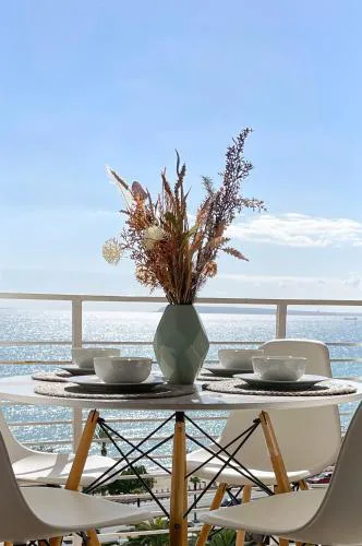 Apartamento en 1ª línea con piscina