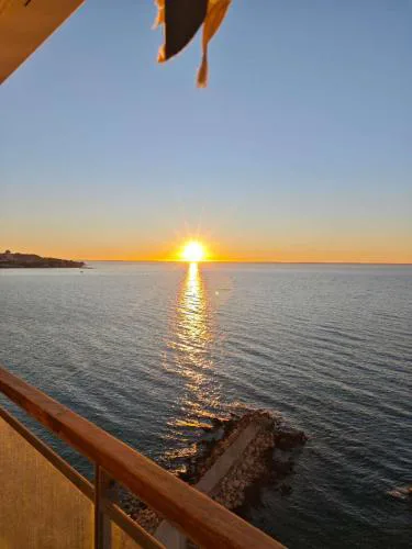 Apartamento vista al mar
