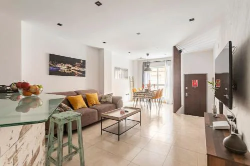 CastelPlace beach con plaza de Garage incluida, free parking and AC