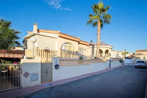 CH Casa Clementina Rojales
