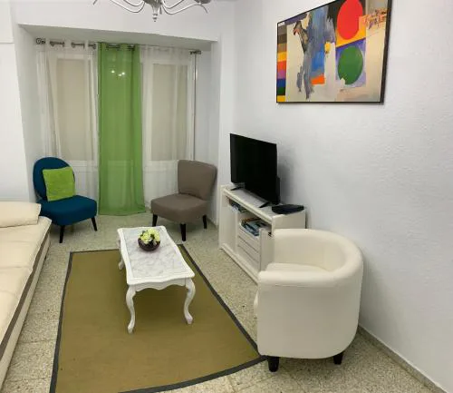 Delightful 3 bedroom Apartment with Terrace E1EV