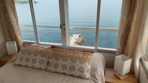 Estudio frente al mar con preciosas vistas