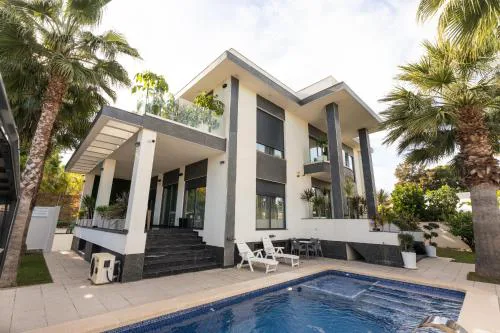 Exclusive Villa City, Beach & Golf