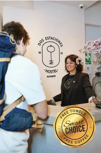 Hostel Dos Estaciones - Albergue Juvenil - FREE towels, coffee & tea, remote check-in