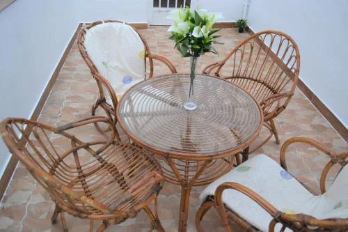 Lovely Studio Apartment with Terrace CB5EV