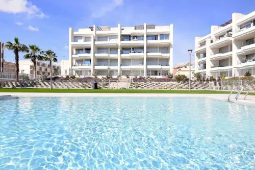 Magnifico Apartamento con Preciosas Vistas !!!