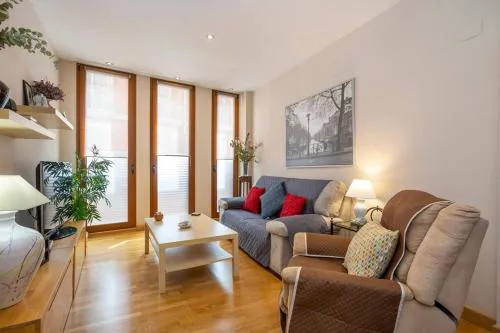 Marieta Apartment by The Castle with AC