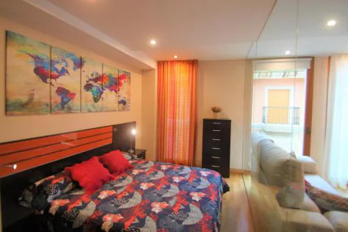 Modern CasaTuris Apartment with Castle Views A131