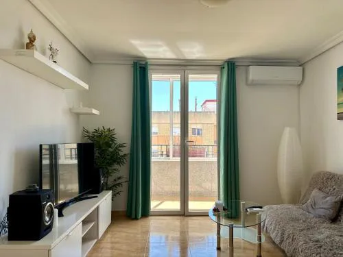 New Bright Apartament with WI-FI in Alicante