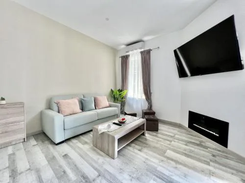 Plaza de Toros by United Renters