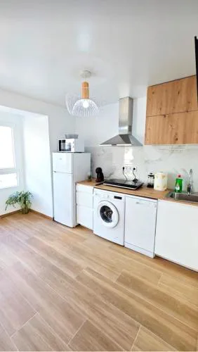Spacious Martí Apartment