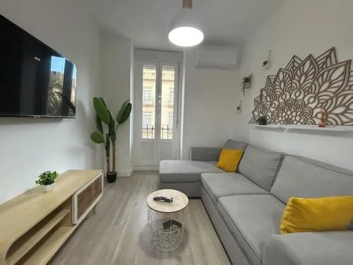 Suite Santa Faz 2 IZQ Aire Acondicionado 3 Dormitorios