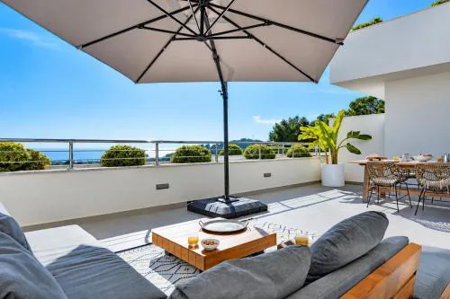 Altea Bayview Apartment by NRAS