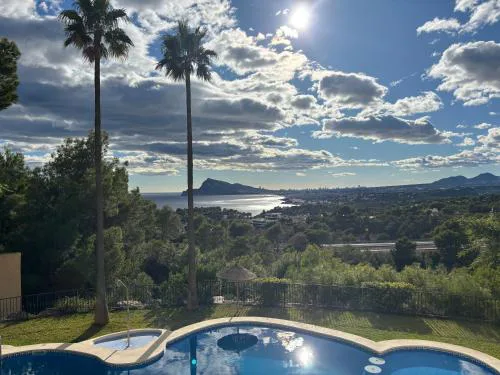 Hills and Sea Casa