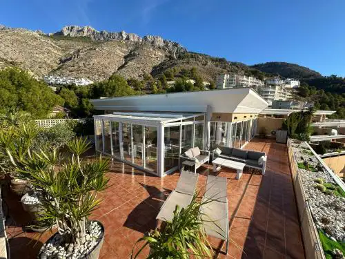 MareVista Toit Terrasse 130m2 Vue Mer et Montagne Piscine 3 Chambres BY LG Home