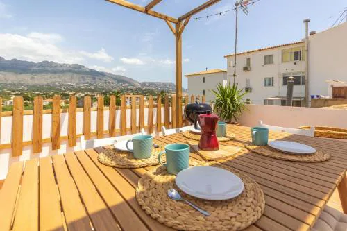 Wonderful Views Terrace 3BR Cottage - BBQ - AC