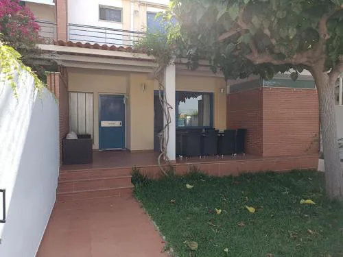 Bonito adosado en zona muy tranquila
