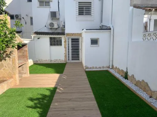 Coco Premium Suites - Diseño contemporáneo con jardín privado - Benicàssim