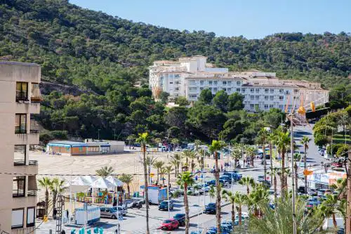 Arenas Beach Apartments