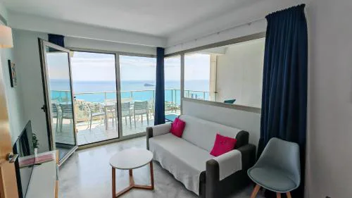 Benidorm High rise apartments - Sea Views - Torre Lugano
