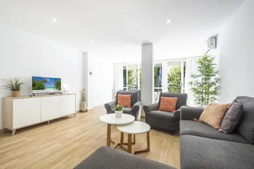 Ilice 3-D Apartment Levante Beach