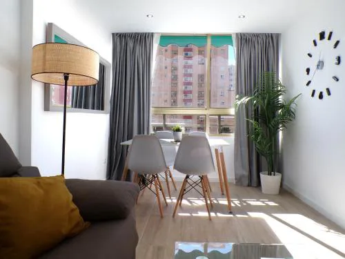 Moderno Apartamento con Piscina y Bicicletas Gratis