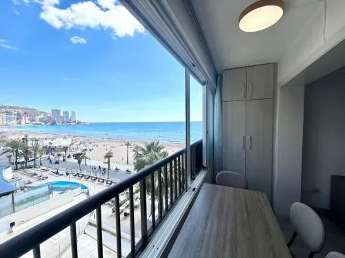 Primera línea playa levante Benidorm