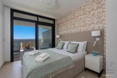 Sunset Cliffs Residence by Leo Apartments