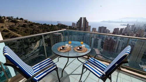 TORRE LUGANO sea view apartment