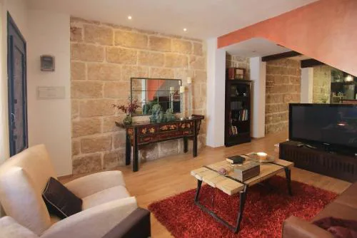 Casa Marron Boutique Home